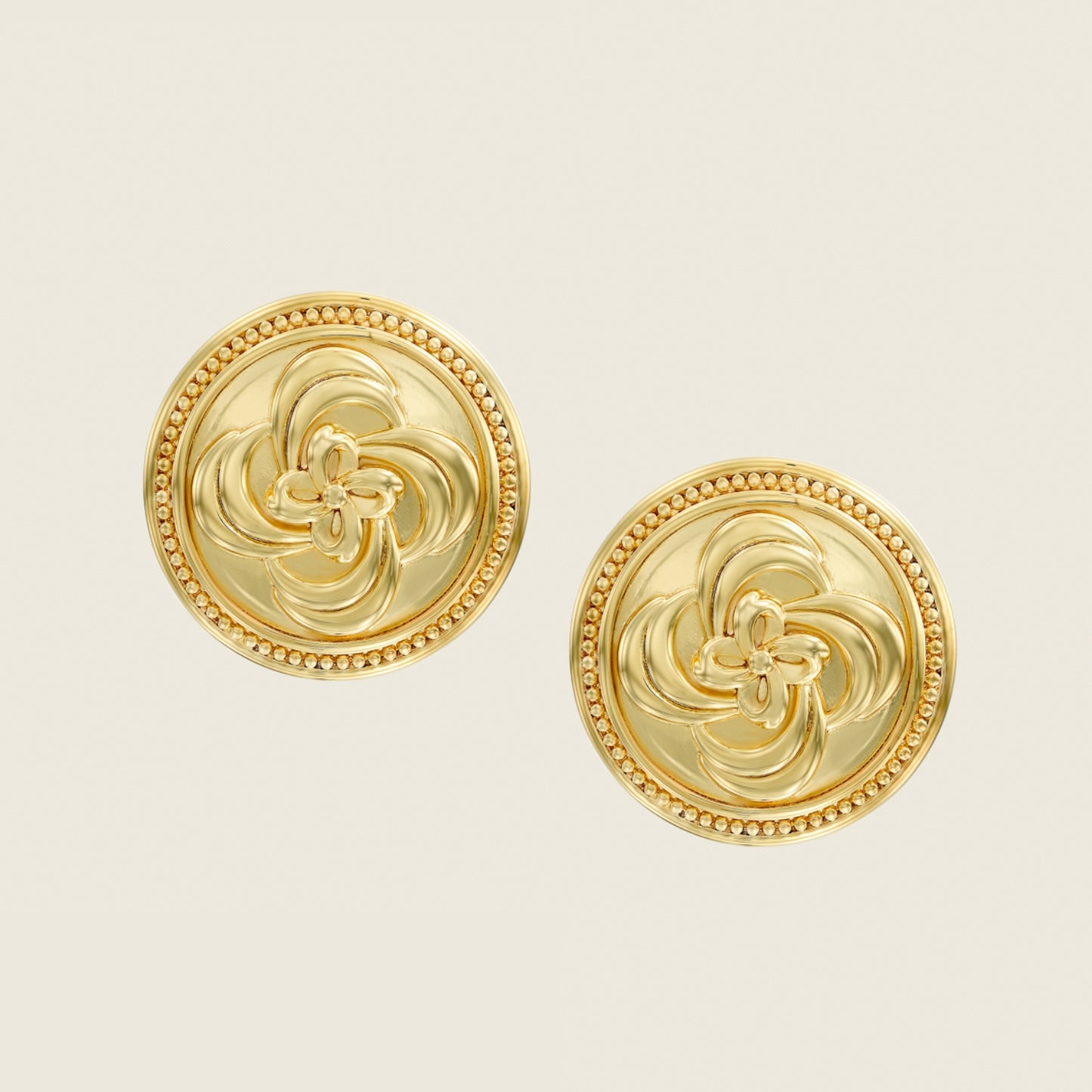 GISELLE OVERSIZED EARRINGS